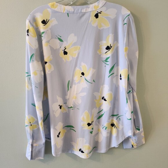 Ann Taylor Pleat Front Blouse, Size S, EUC - Picture 4 of 8